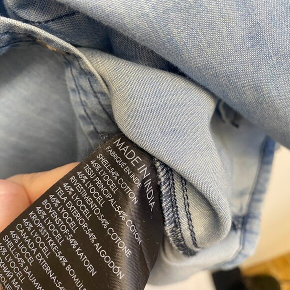 Club Monaco Chambray Denim Button Down Top - Picture 6 of 11